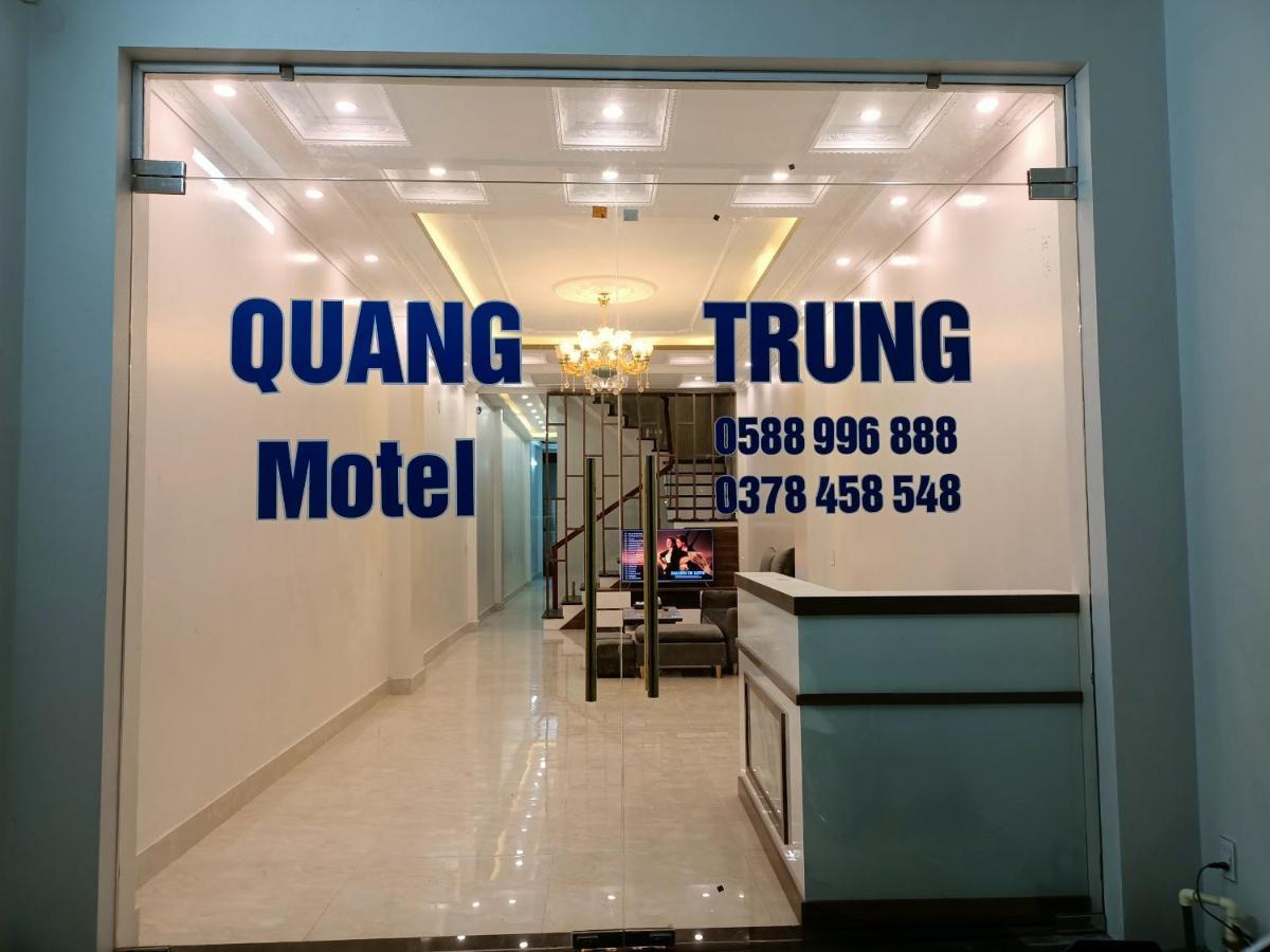 Nhà Nghỉ QUANG TRUNG Đồng Văn Esterno foto
