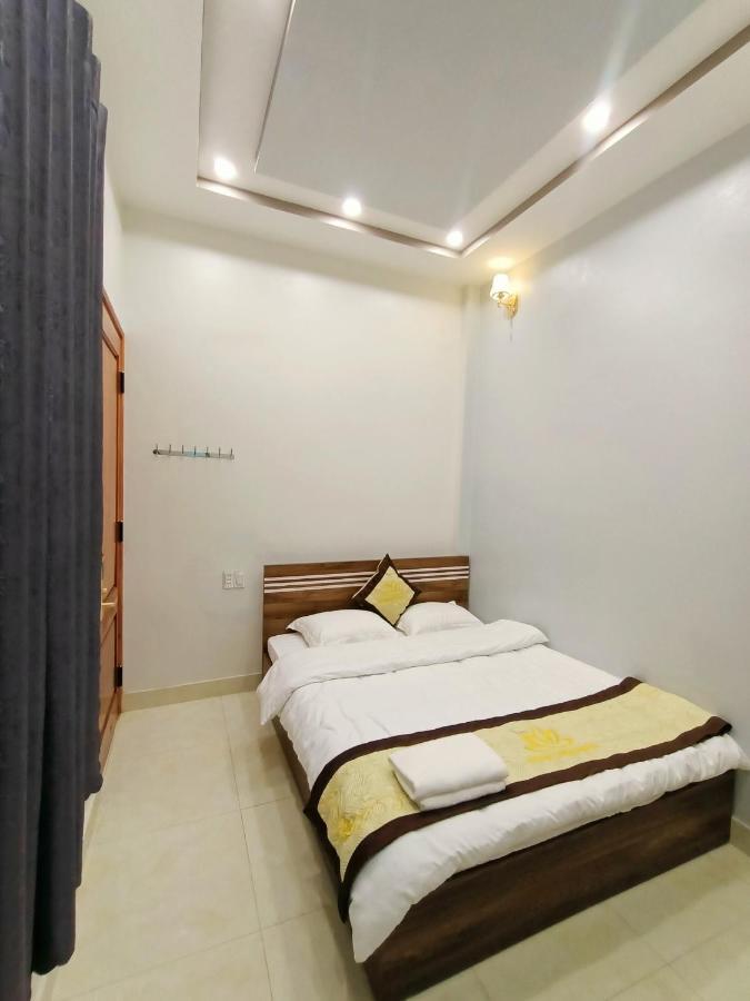 Nhà Nghỉ QUANG TRUNG Đồng Văn Esterno foto