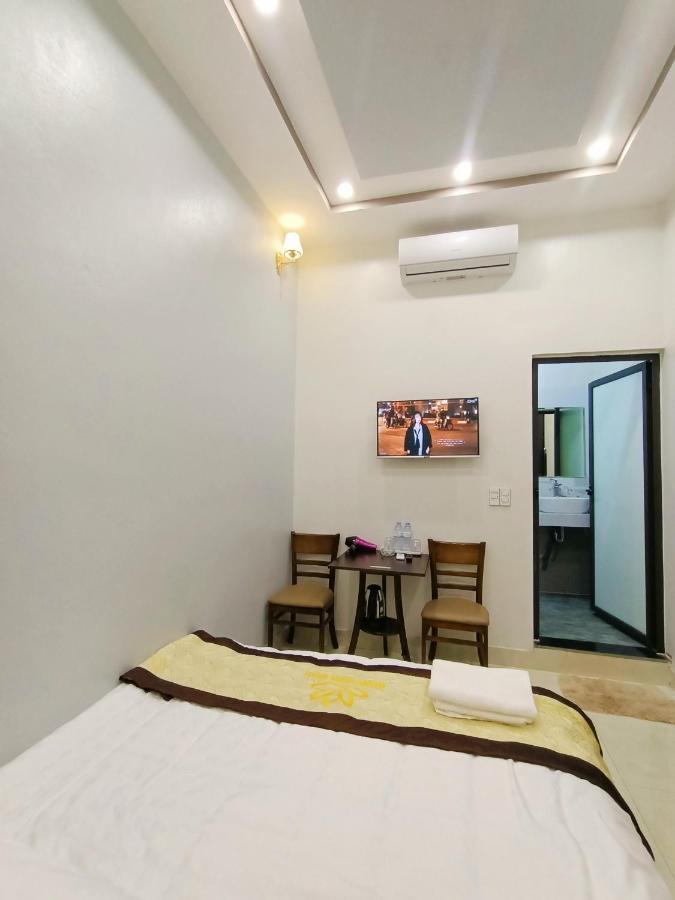 Nhà Nghỉ QUANG TRUNG Đồng Văn Esterno foto